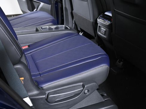 Used 2026 INFINITI QX60 Sport w/ Dark Cargo Package image 27