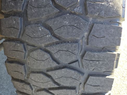 Used 2024 GMC Sierra 3500 AT4 w/ AT4 Premium Plus Package image 19