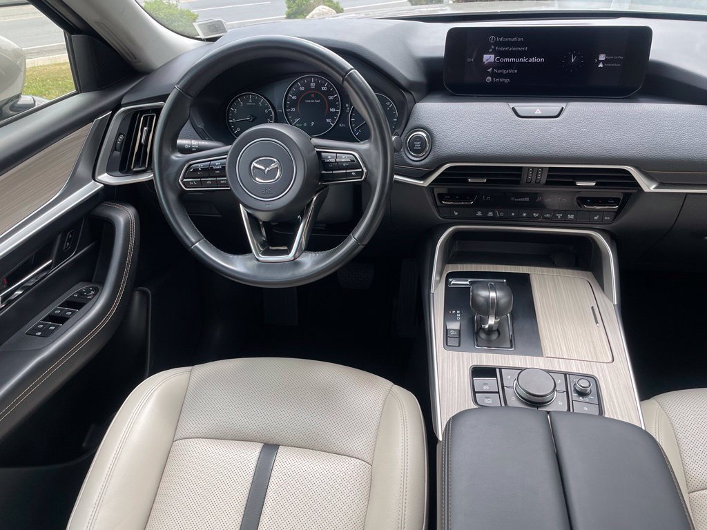 Used 2024 MAZDA CX-90 3.3 Turbo w/ Preferred Package AWD/4WD image 11