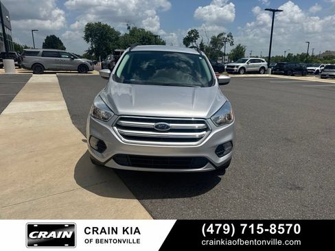 Used 2018 Ford Escape SE AWD/4WD image 5