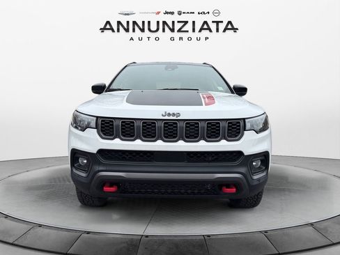 Certified 2025 Jeep Compass Trailhawk image 8