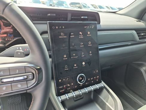 New 2026 GMC Terrain AT4 w/ Convenience Package III AWD/4WD image 27
