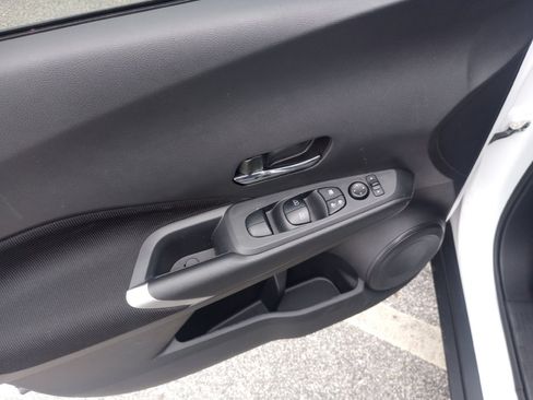 Used 2023 Nissan Kicks SV FWD image 36