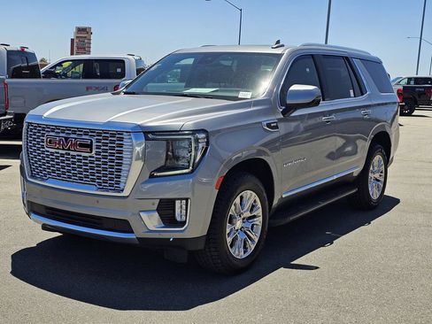Used 2024 GMC Yukon Denali RWD image 4