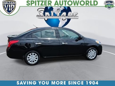 Used 2014 Nissan Versa SV FWD image 8