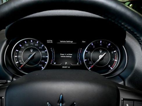 Used 2022 Maserati Levante GT image 34