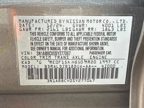 Used 2025 Nissan Sentra SV FWD image 27