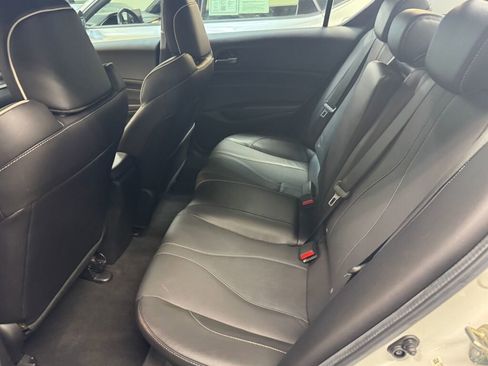 Certified 2020 Acura ILX w/ Premium Package image 33