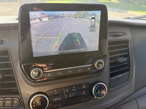 Used 2020 Ford Transit 150 XLT RWD image 15