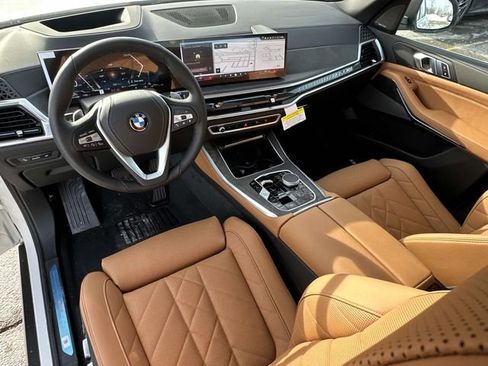 New 2026 BMW X5 xDrive40i w/ Premium Package image 10