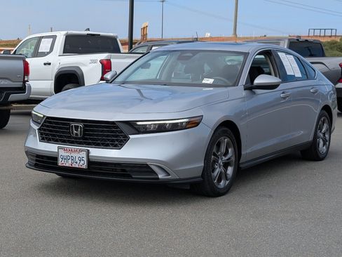 Used 2023 Honda Accord EX image 10