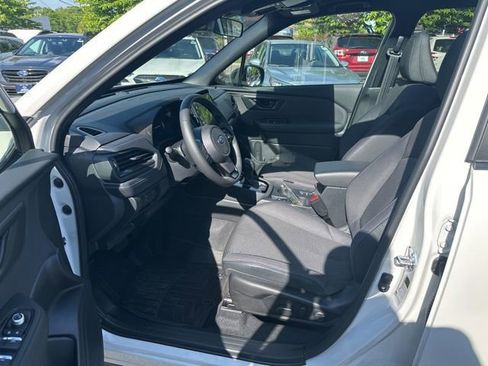 Certified 2025 Subaru Forester Premium AWD/4WD image 22
