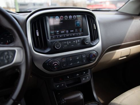 Used 2018 GMC Canyon SLE w/ SLE Convenience Package image 15