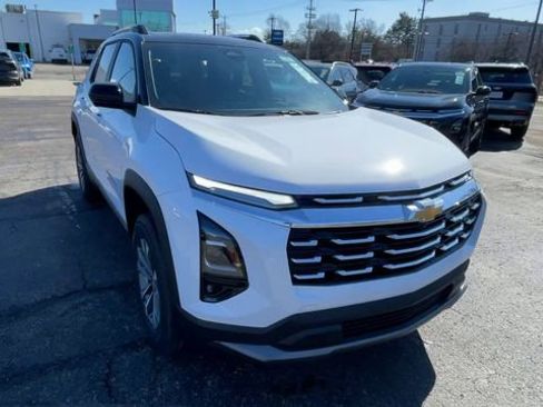 New 2026 Chevrolet Equinox LT w/ Convenience Package II image 4