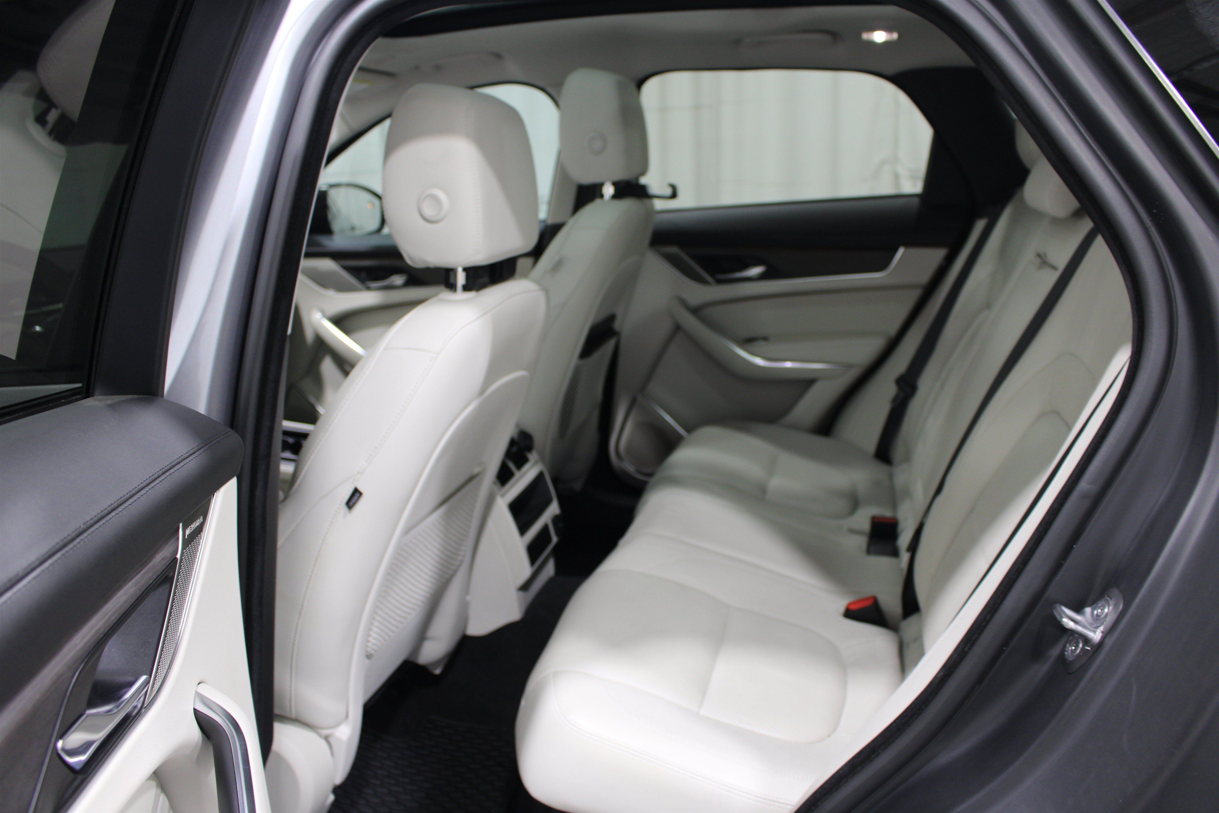 Used 2021 Jaguar F-PACE S AWD/4WD image 21