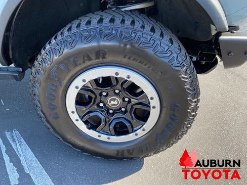 Used 2021 Ford Bronco Badlands AWD/4WD image 9