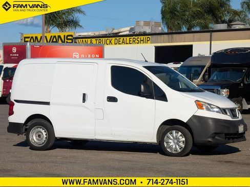 Used 2015 Nissan NV200 S FWD image 1