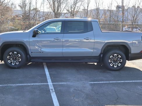 New 2026 GMC Sierra EV Elevation image 5