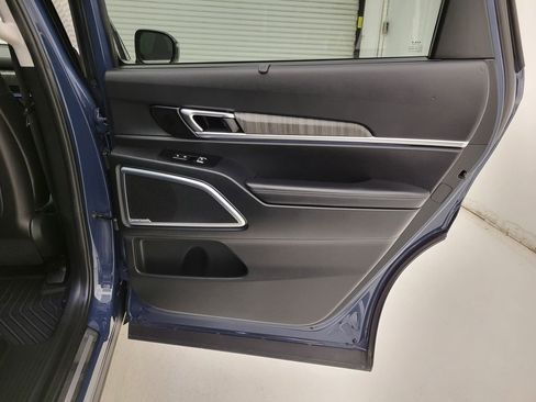 Used 2024 Kia Telluride SX Prestige w/ Towing Package image 43