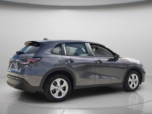 Used 2025 Honda HR-V LX image 7