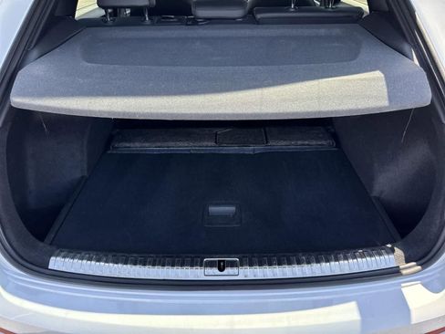 Used 2024 Audi Q3 2.0T Premium image 34