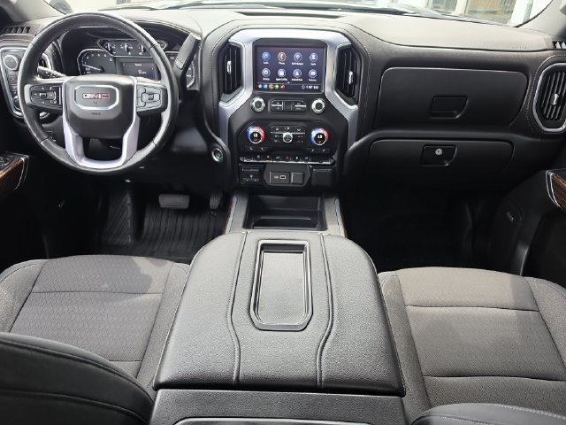 Certified 2020 GMC Sierra 1500 Elevation w/ Elevation Value Package AWD/4WD image 11