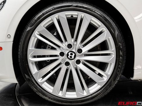 Used 2022 Bentley Continental GT Speed image 19
