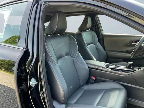Certified 2026 Toyota Crown AWD/4WD image 17