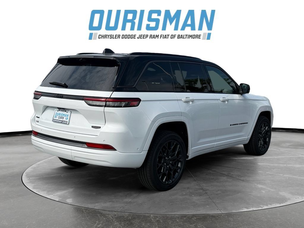 New 2026 Jeep Grand Cherokee Summit w/ Obsidian Package AWD/4WD image 6