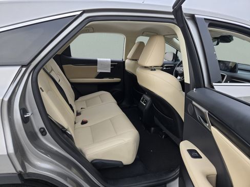 Used 2021 Lexus RX 350 FWD w/ Accessory Package image 24