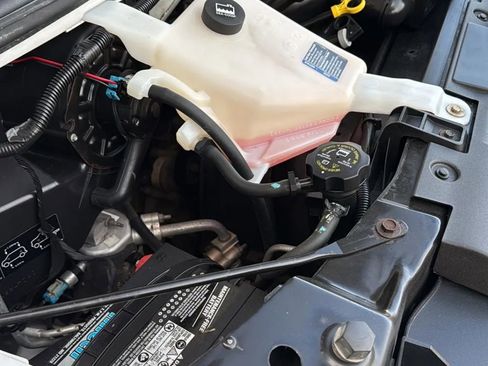 Used 2017 Chevrolet Express 2500 LS image 12