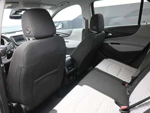 Used 2021 Chevrolet Equinox LS w/ LS Convenience Package FWD image 25