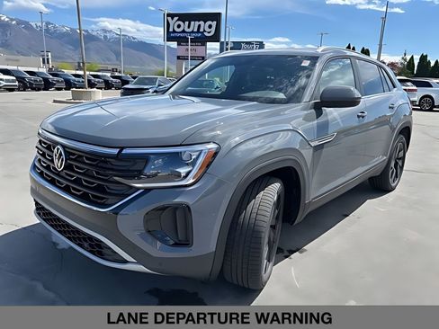 New 2026 Volkswagen Atlas Cross Sport SE AWD/4WD image 7
