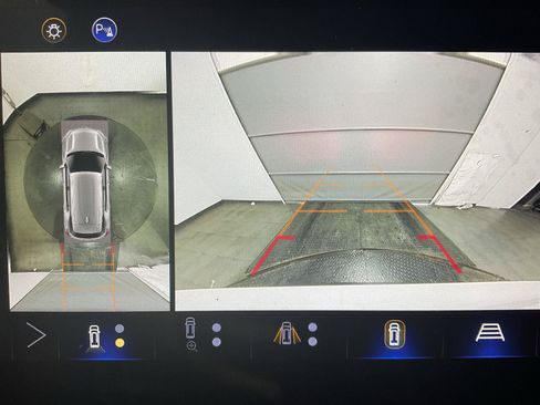 Certified 2025 Chevrolet Equinox LT w/ Convenience Package II FWD image 16