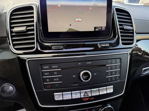 Used 2017 Mercedes-Benz GLS 450 4MATIC image 28