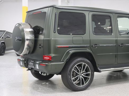 Used 2024 Mercedes-Benz G 550 image 11