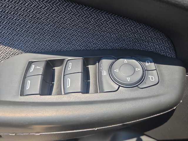 Used 2021 Chevrolet TrailBlazer LS FWD image 17