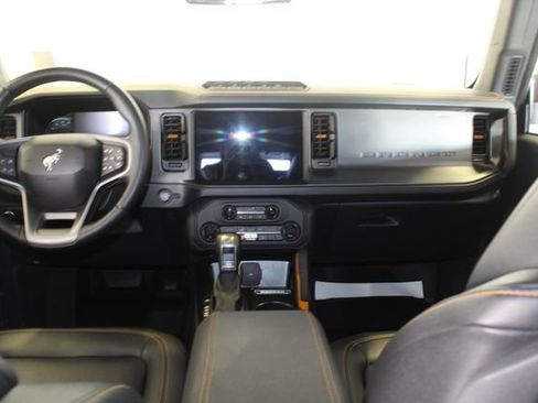 Used 2024 Ford Bronco Badlands AWD/4WD image 19