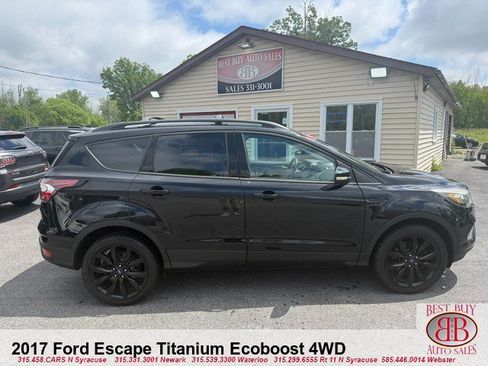 Used 2017 Ford Escape Titanium AWD/4WD image 2