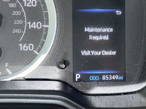 Used 2021 Toyota Corolla LE image 17