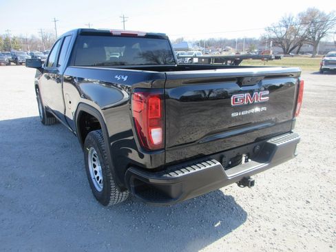 New 2026 GMC Sierra 1500 Pro image 7