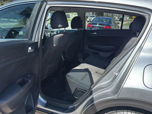 Used 2020 Kia Sportage LX image 28