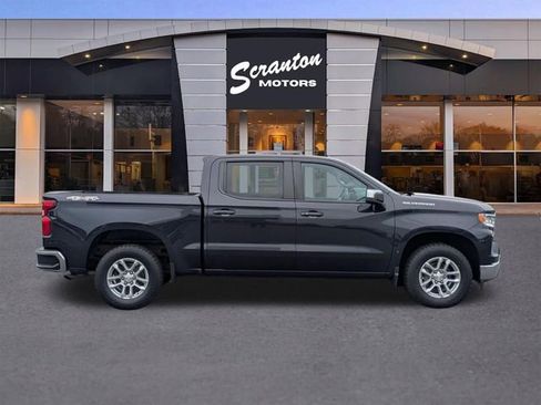 Certified 2023 Chevrolet Silverado 1500 LT AWD/4WD image 6