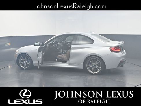 Used 2015 BMW M235i Coupe image 27