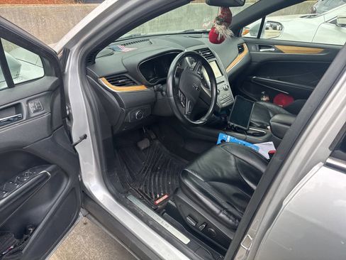 Used 2015 Lincoln MKC FWD w/ Equipment Group 101A Select image 10