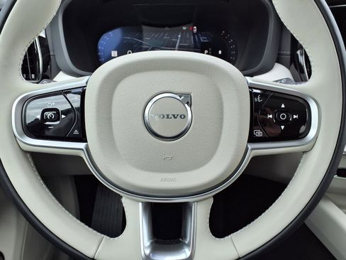 New 2026 Volvo XC60 B5 Ultra w/ Protection Package Premier image 17