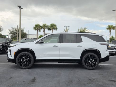 New 2026 Chevrolet Traverse RS w/ LPO, Floor Liner Package FWD image 3