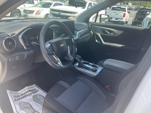 Used 2023 Chevrolet Blazer LT FWD image 15