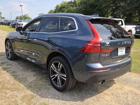 Used 2019 Volvo XC60 T6 Momentum w/ Premium Package AWD/4WD image 11