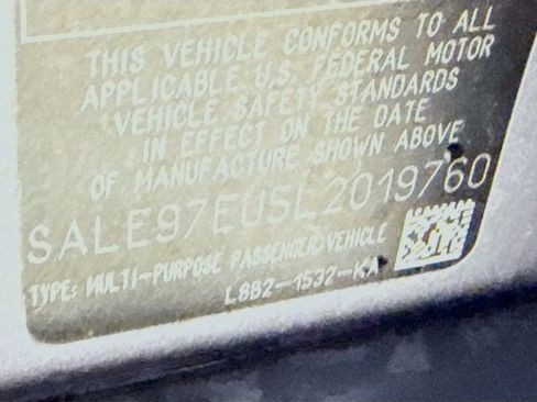 Used 2020 Land Rover Defender 110 HSE image 34